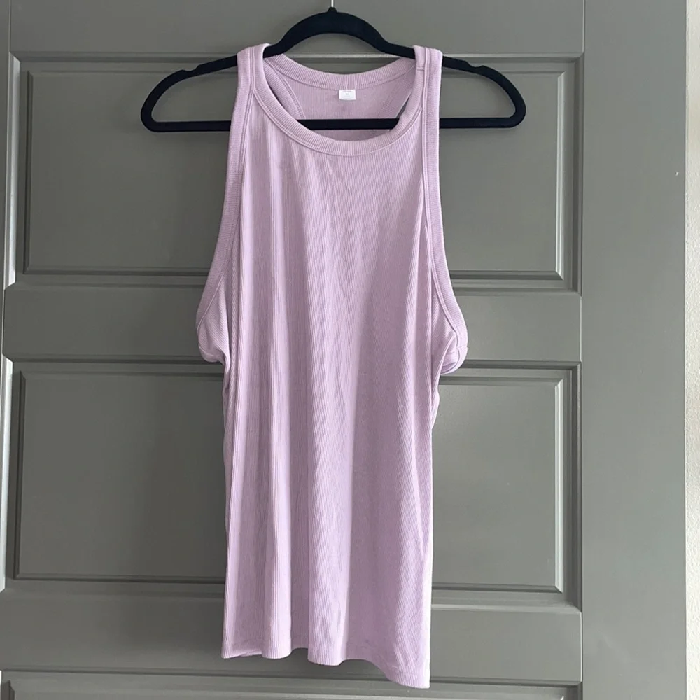 Old Navy Active Razorback Tank - Picture 2 of 6